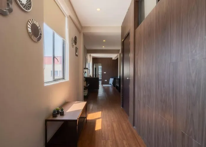 406 Location 2bdrm 2baths Ac Rooftop