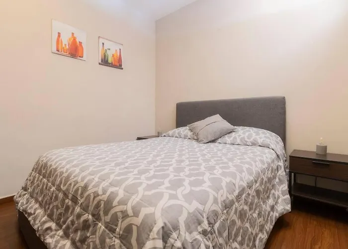 406 Location 2bdrm 2baths Ac Rooftop